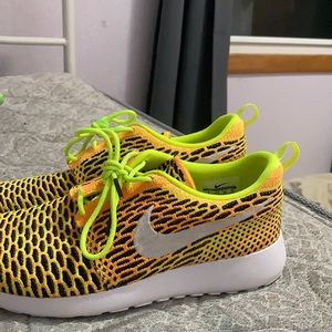 Nike running shoes brand new